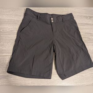 Omni Shield Columbia Women's Black Shorts Size 10